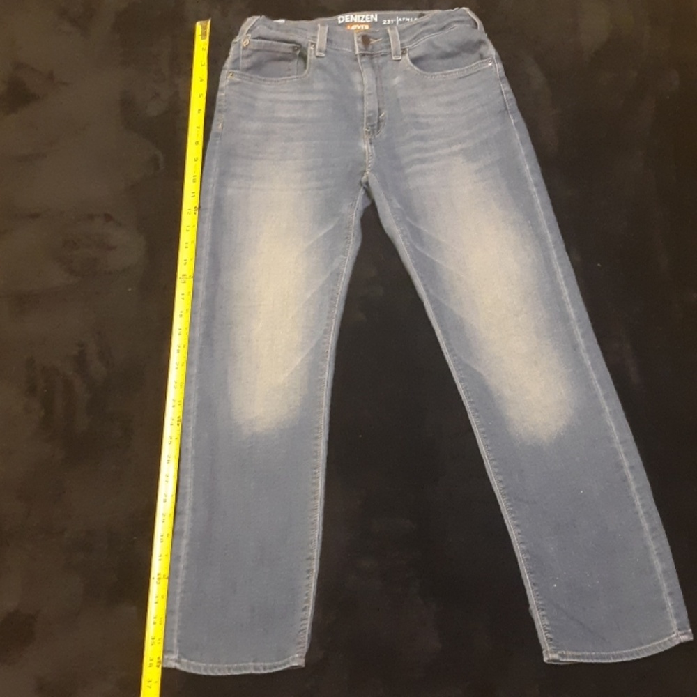 Levi's athletic  stretching  pants